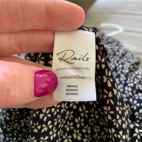 Rails Ellie Romper - Picture 9 of 11